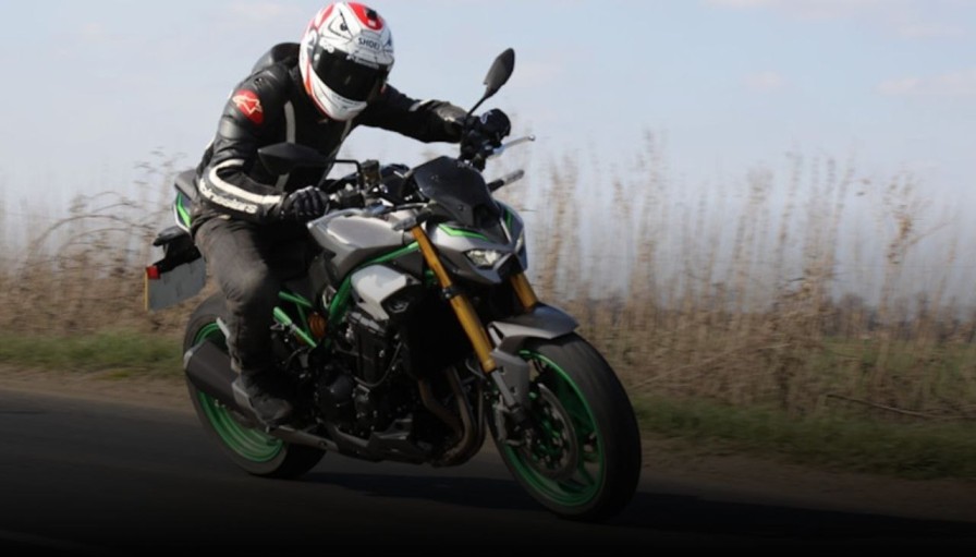 Kawasaki Z900 Look