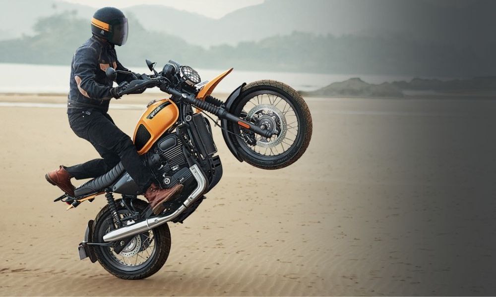 Yezdi Scrambler mileage